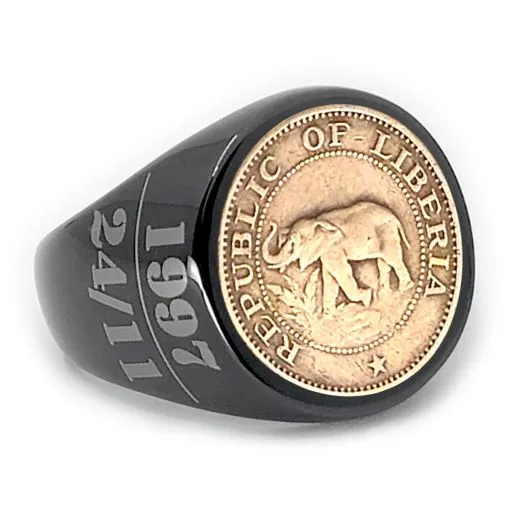 Das Elefantensymbol macht diesen Ring zu einem besonderen Statement-Schmuckstück.