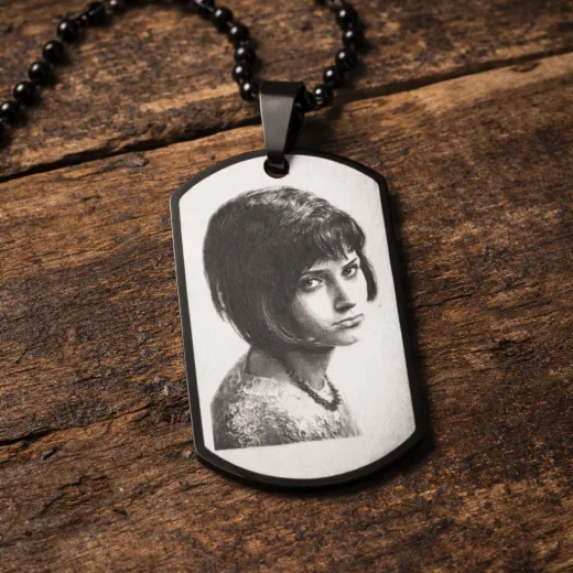 Edelstahl Anhänger Schwarz mit Foto, Text & Motiv Gravur inkl. 60 cm Kugelkette in schwarz • Personalisierbar