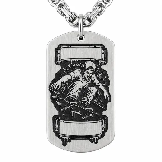 Anhänger Dog Tag aus Edelstahl mit Tiefengravur, Motiv Skateboard-Fahrer, mit Wunschgravur