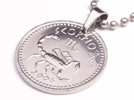Anhänger Sternzeichen Scorpion Münze 10 Schilling Somaliland Ø 25 mm