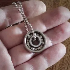 Anhänger Skateboard Kugellager aus Edelstahl • Personalisierbar