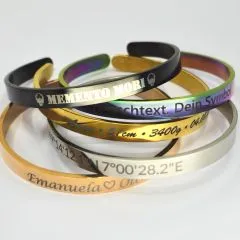 Edelstahl Armspangen 5 Farben, 6 + 9 mm • Personalisierbar