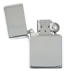 Elegantes Benzinfeuerzeug mit glänzender Chrom-Oberfläche und Monogramm-Gravur.