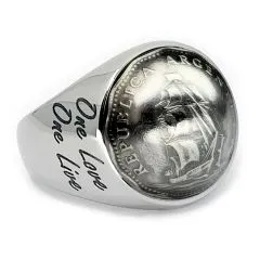 Jeder Ring ist ein handgefertigtes Unikat aus einer echten historischen Münze Argentiniens.