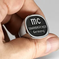 Siegelring aus Edelstahl XXL mit individueller Tiefengravur 23 x 23 mm, inklusive Gravur - Oben