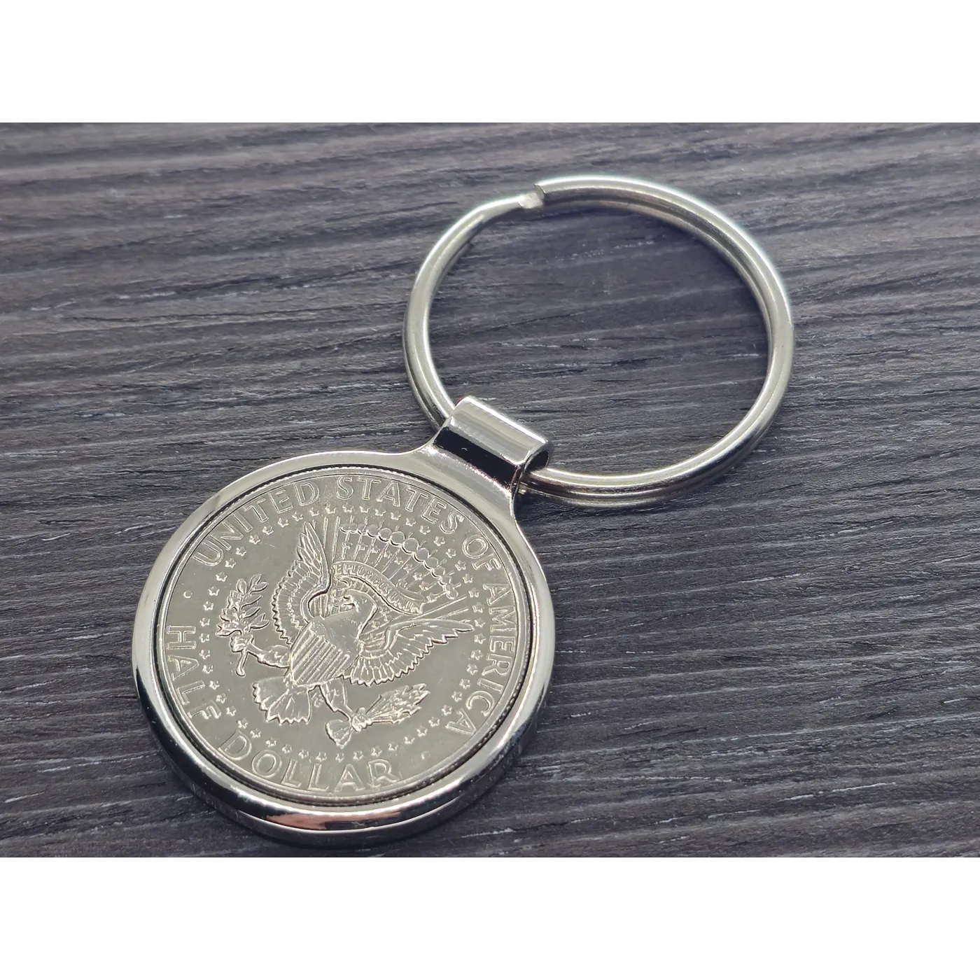 Metall-Schlüsselanhänger Kennedy half Dollar Staatssiegel aus Cu-Ni » Personalisierbar – Ansicht 3