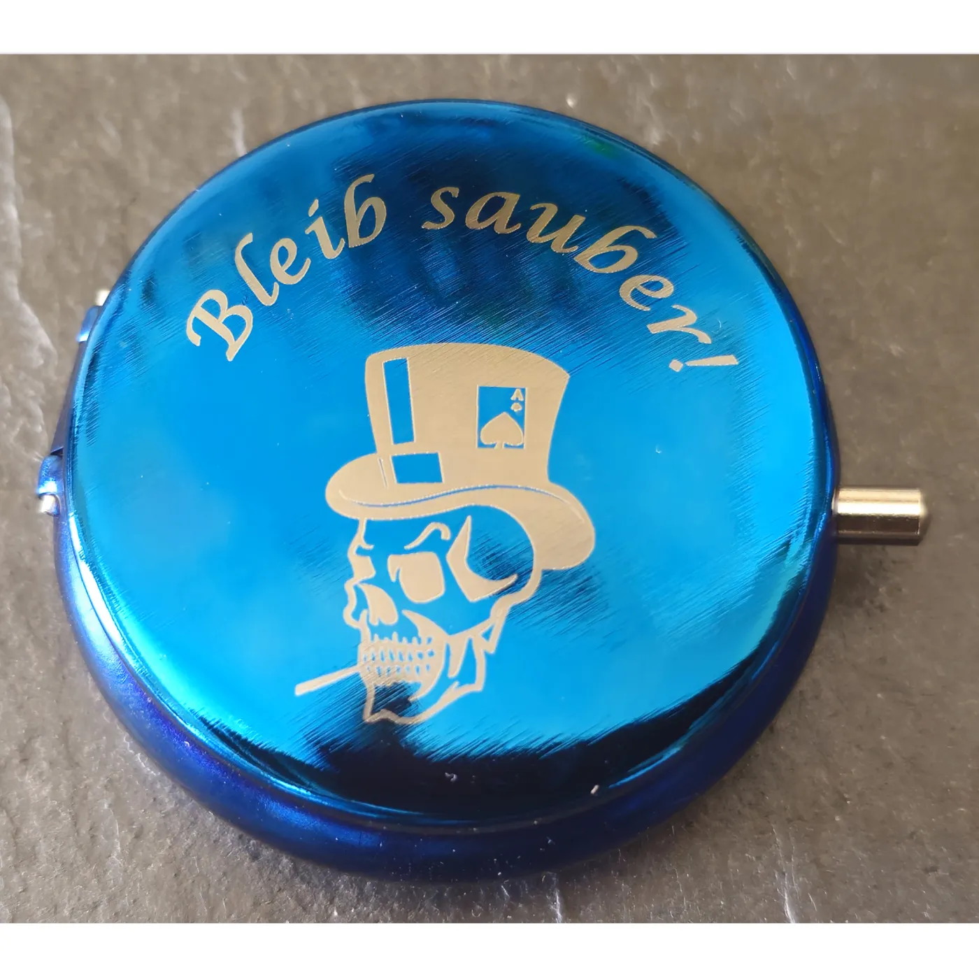 Taschenaschenbecher Ø 50 mm • Farbe Blau Metallic » Personalisierbar – Ansicht 1