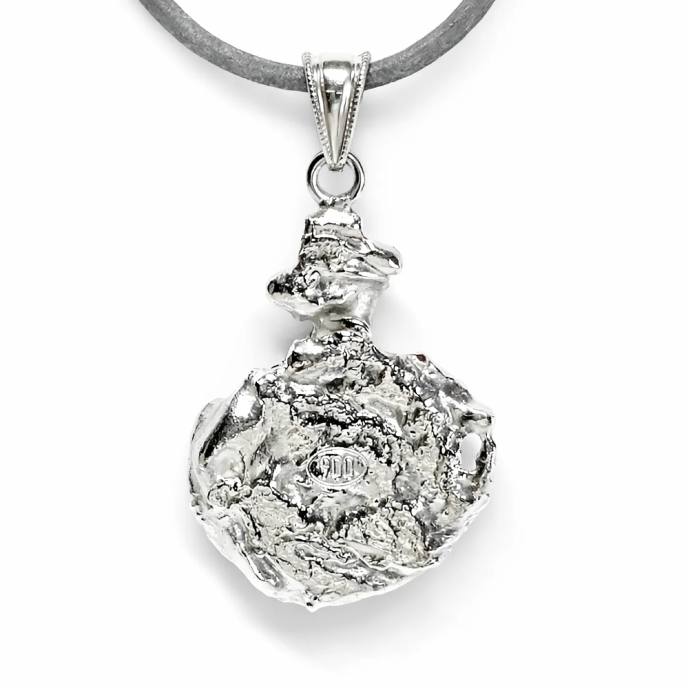Eleganz in Silber: Silbernugget-Anhänger – Stilvoll, zeitlos, einzigartig.