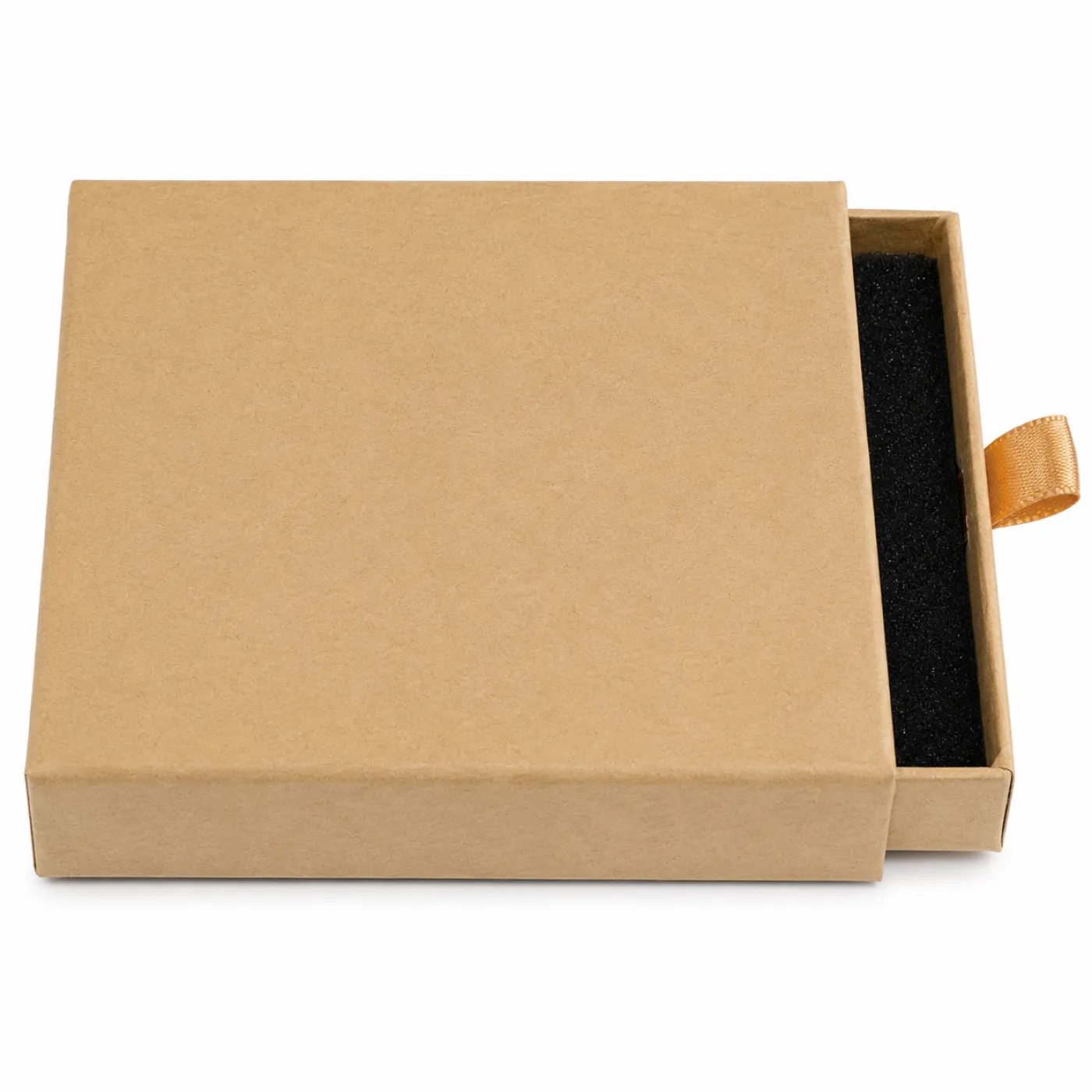 Schmuckschachtel aus Kraftpapier mit Schaumstoffeinlage, 9 × 9 × 1,7 cm, optional mit Herzmotiv