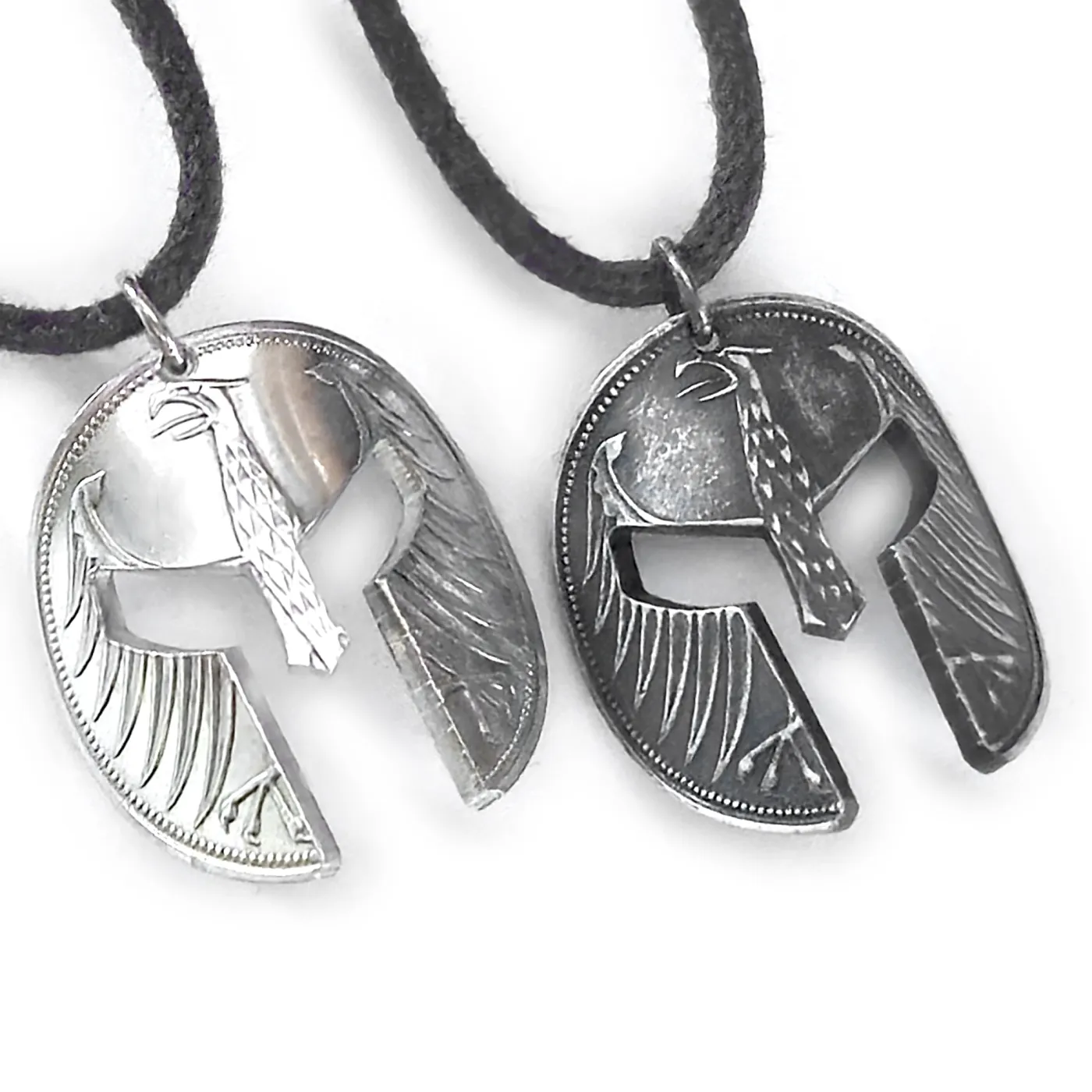 Münzanhänger aus Silber 625er 5 DM Deutschland 1951 - 1974 SPARTANER HELM, inklusive Baumwollband