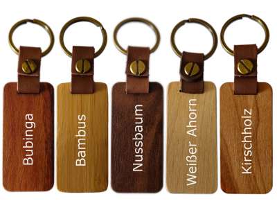 Schlüsselanhänger aus Holz mit Schlüsselring - personalisierbar