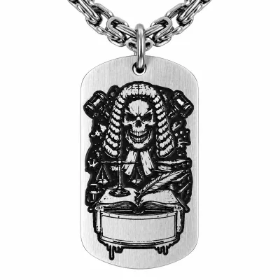 Anhänger Dog Tag aus Edelstahl mit Tiefengravur, Motiv Richter als Totenkopf, mit Wunschgravur